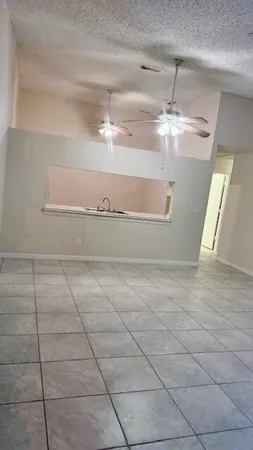 $1,650 | 2836 Stoneway Lane, Unit C, Fort Pierce, FL 34982