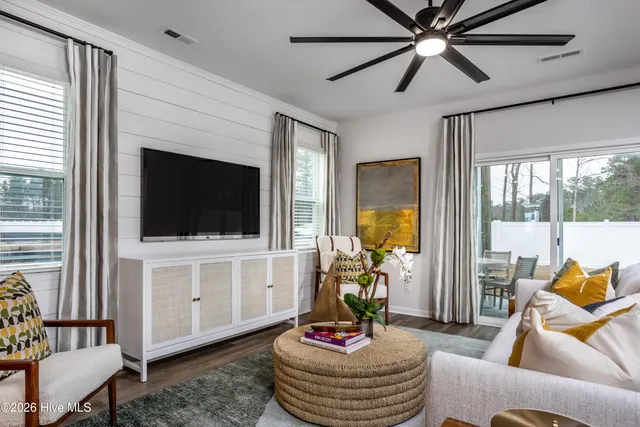 $289,990 | 7126 Fisk Drive Northeast, Unit 94, Leland, NC 28451