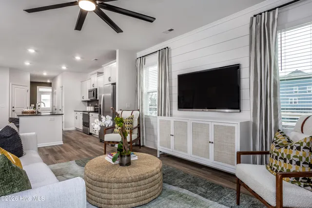 $289,990 | 7126 Fisk Drive Northeast, Unit 94, Leland, NC 28451