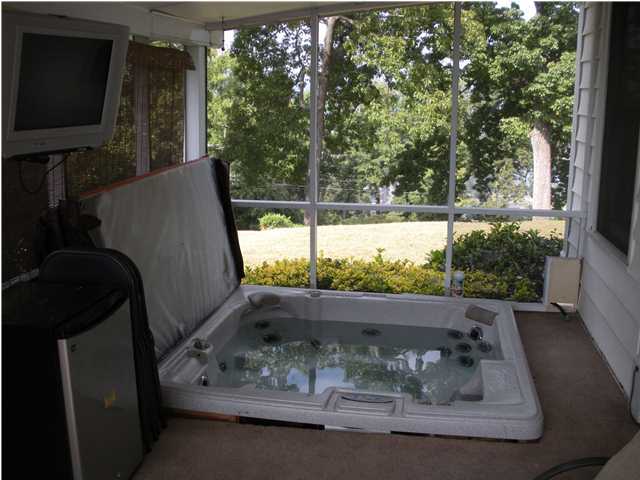 208 South Crest Road Chattanooga, TN 37404 - Photo 14 of 35 Additional Photo