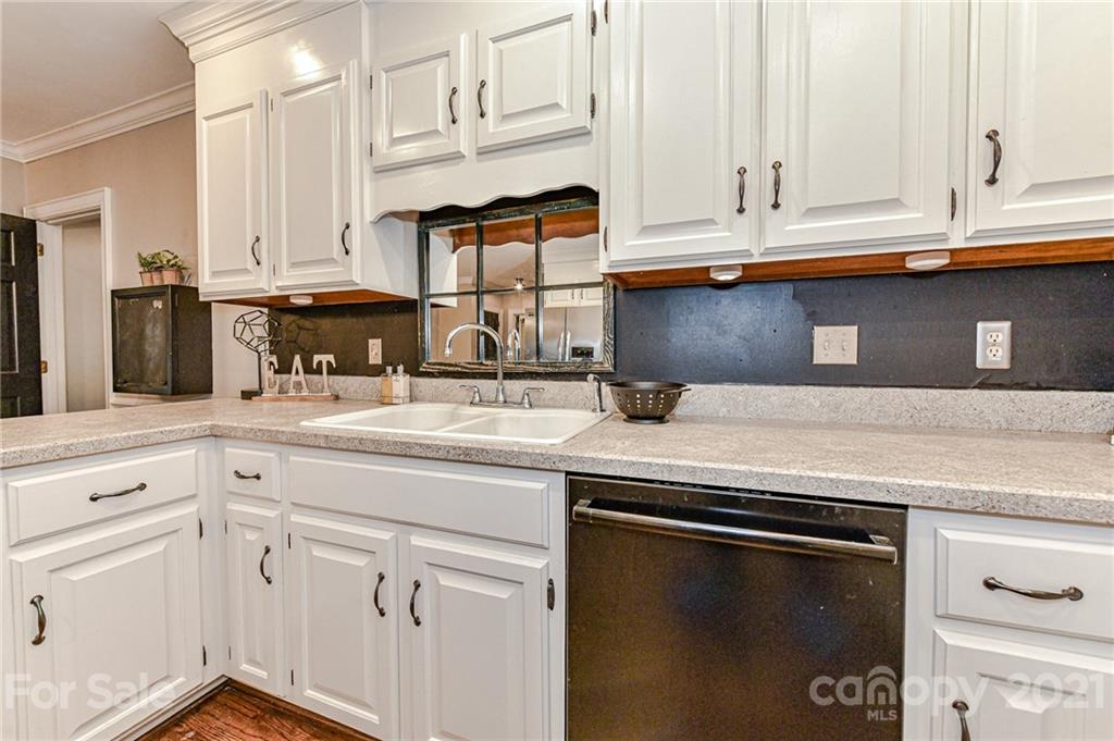 7166 Forest Ridge Road Weddington, NC 28104 - Photo 10 of 47 Gallery Image 10