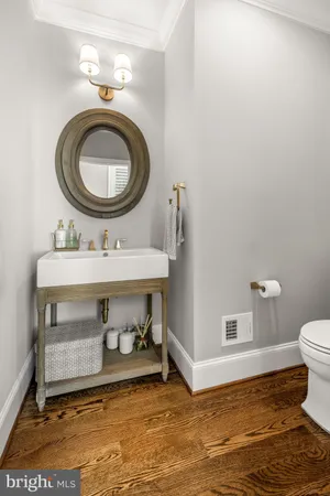 $11,000 | 323 South West Street, Falls Church, VA 22046