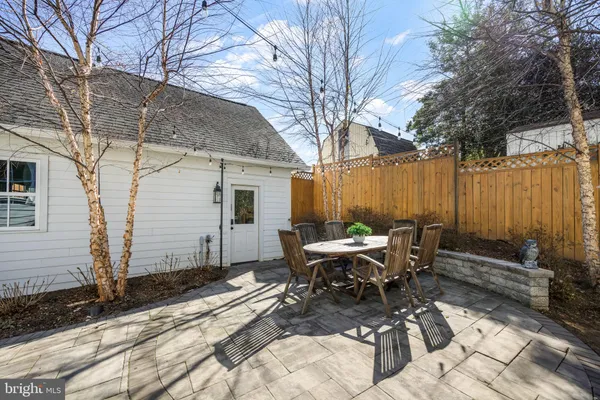 $11,000 | 323 South West Street, Falls Church, VA 22046