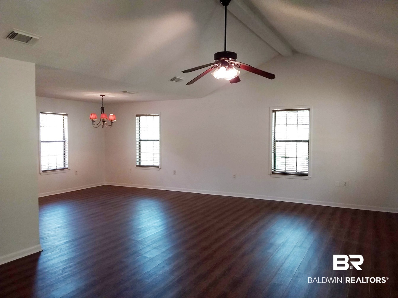 22635 Pineview Lane Foley, AL 36535 - Photo 5 of 33