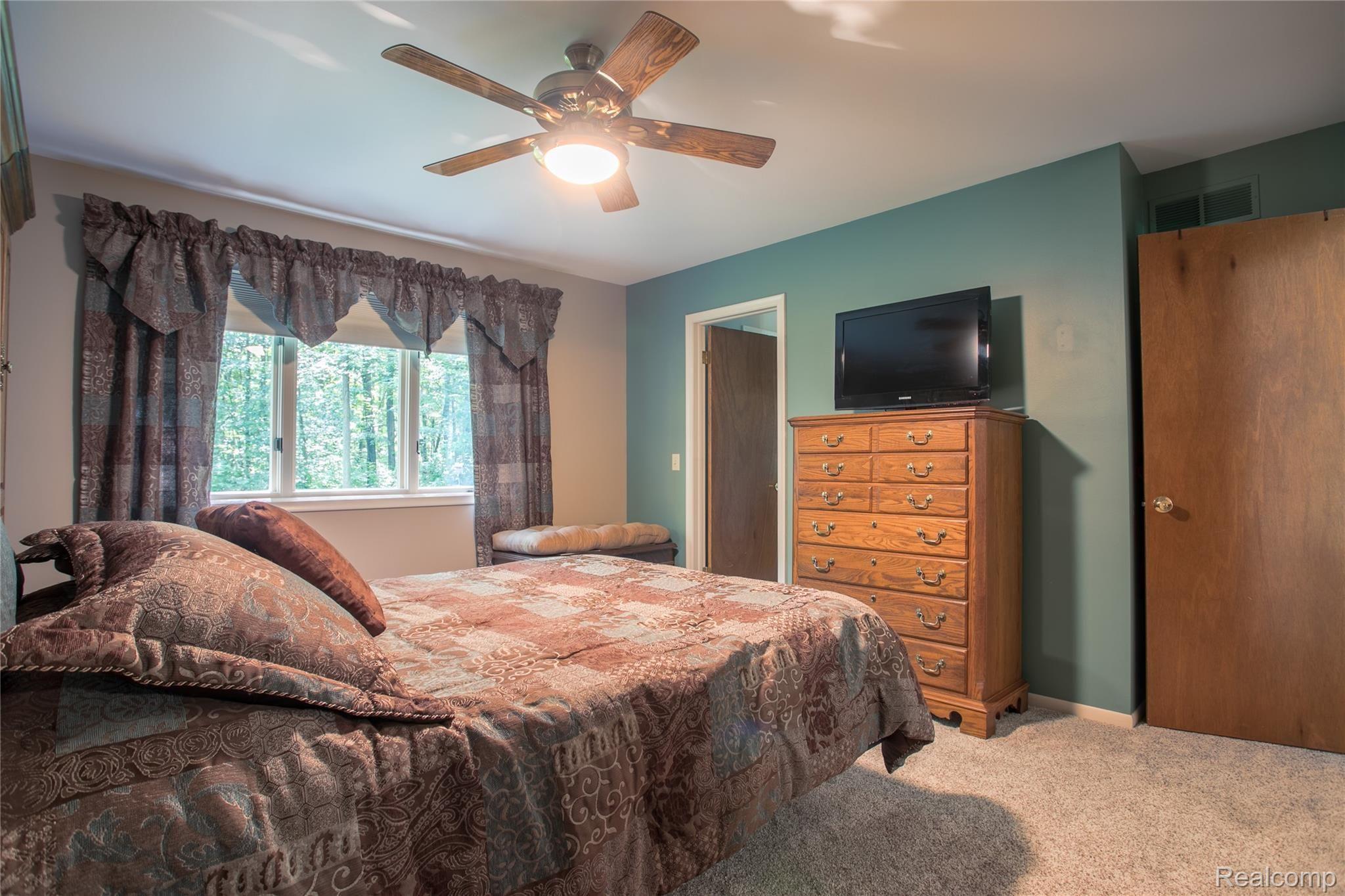 5294 Copley Square Road Grand Blanc, MI 48439 - Photo 16 of 31 TIDP1380-HDR.jpg