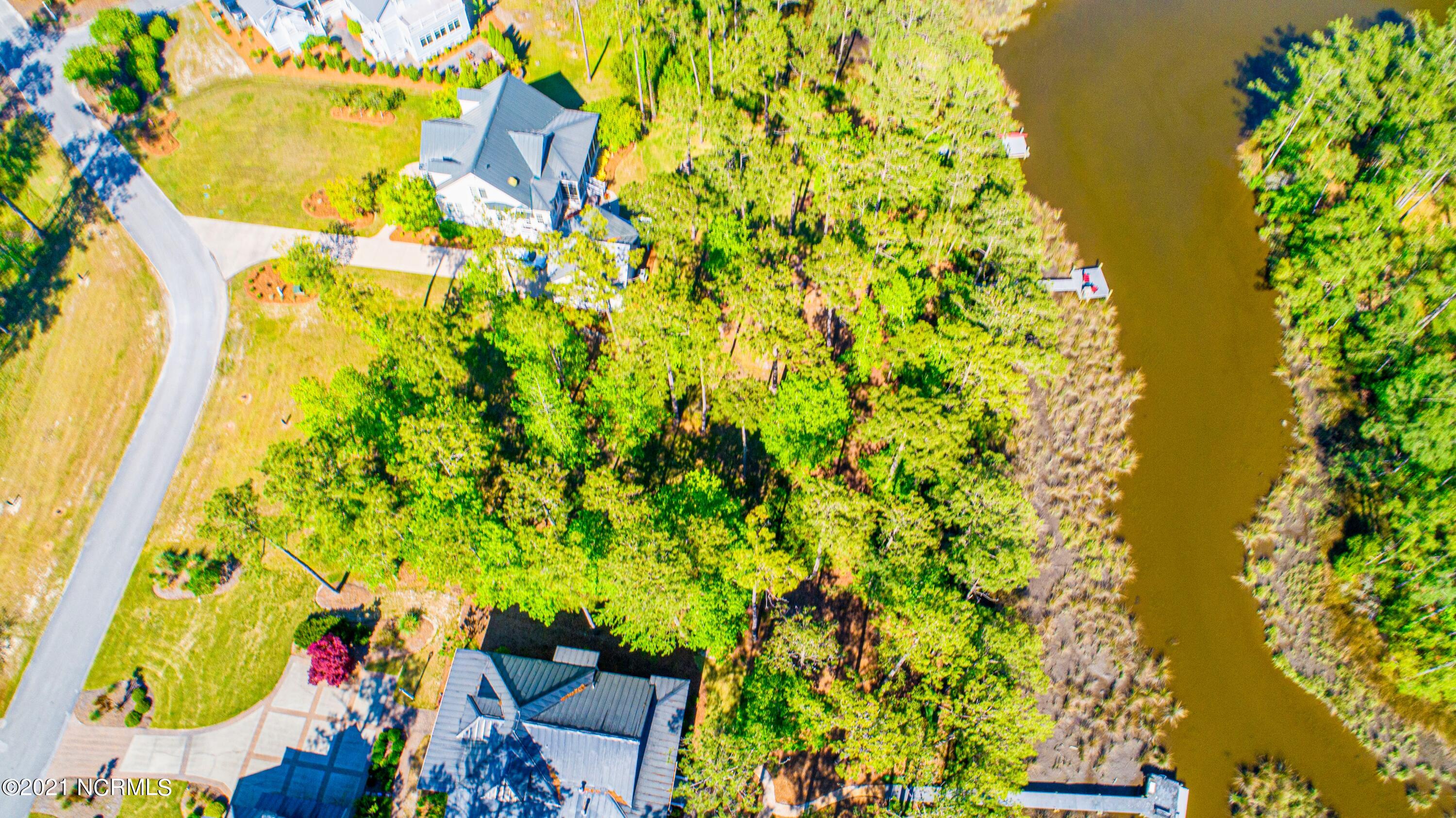 126 Oyster Point Road Oriental, NC 28571 - Photo 5 of 33 126 Oyster Point-6