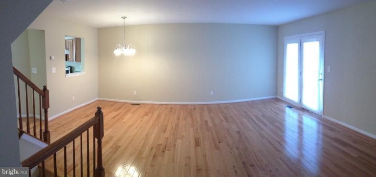 49 Powder View Court Baltimore, MD 21236 - Photo 1 of 15 Living Room
