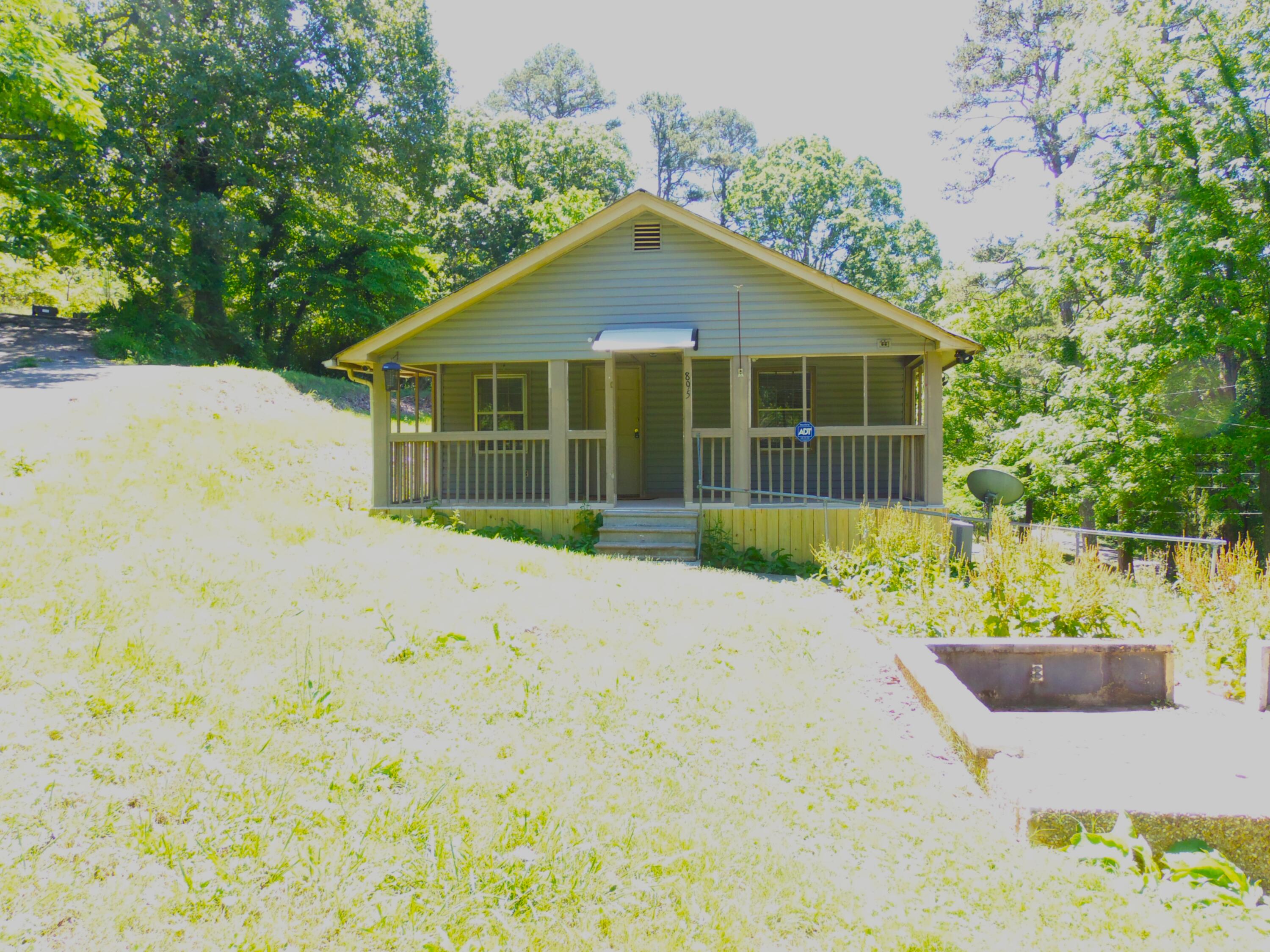 895 West Schmitt Road Rossville, GA 30741 - Photo 1 of 15 100_1005