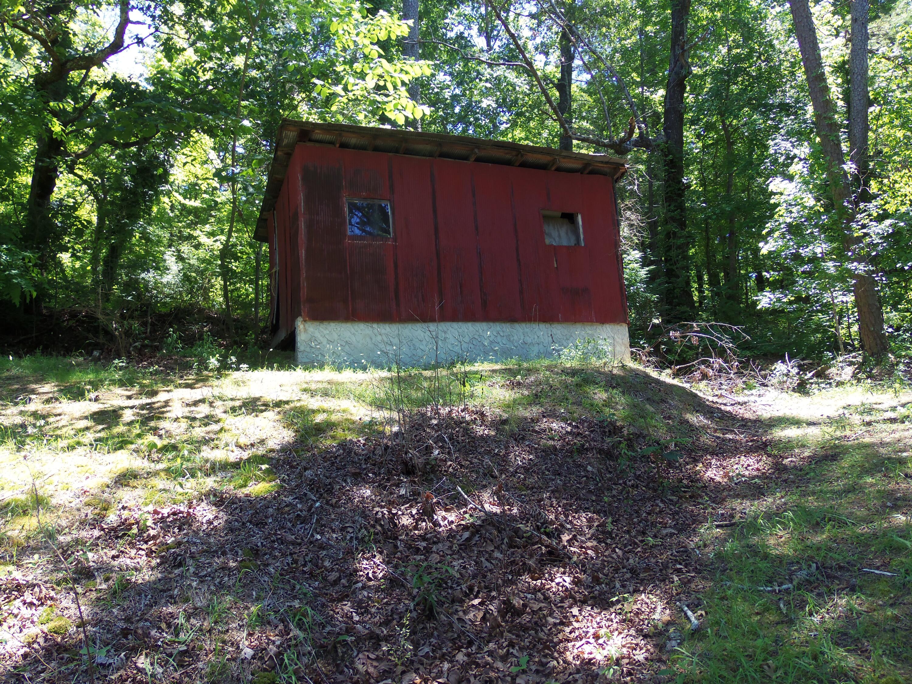895 West Schmitt Road Rossville, GA 30741 - Photo 12 of 15 100_1019
