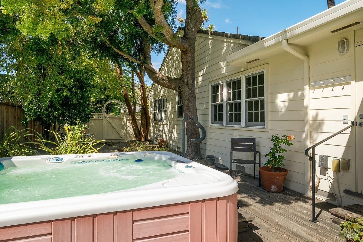 7 Locksly Lane San Rafael, CA 94901 - Photo 33 of 44 Gallery Image 33