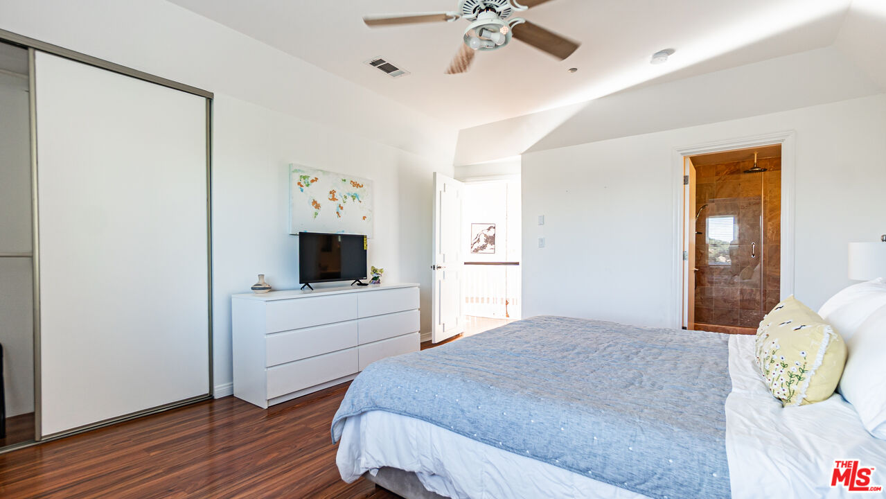 7449 Studio Road Canoga Park, CA 91304 - Photo 25 of 67 Gallery Image 25