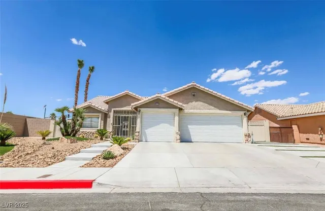 $2,335 | 6324 Hill Haven Avenue, Las Vegas, NV 89130