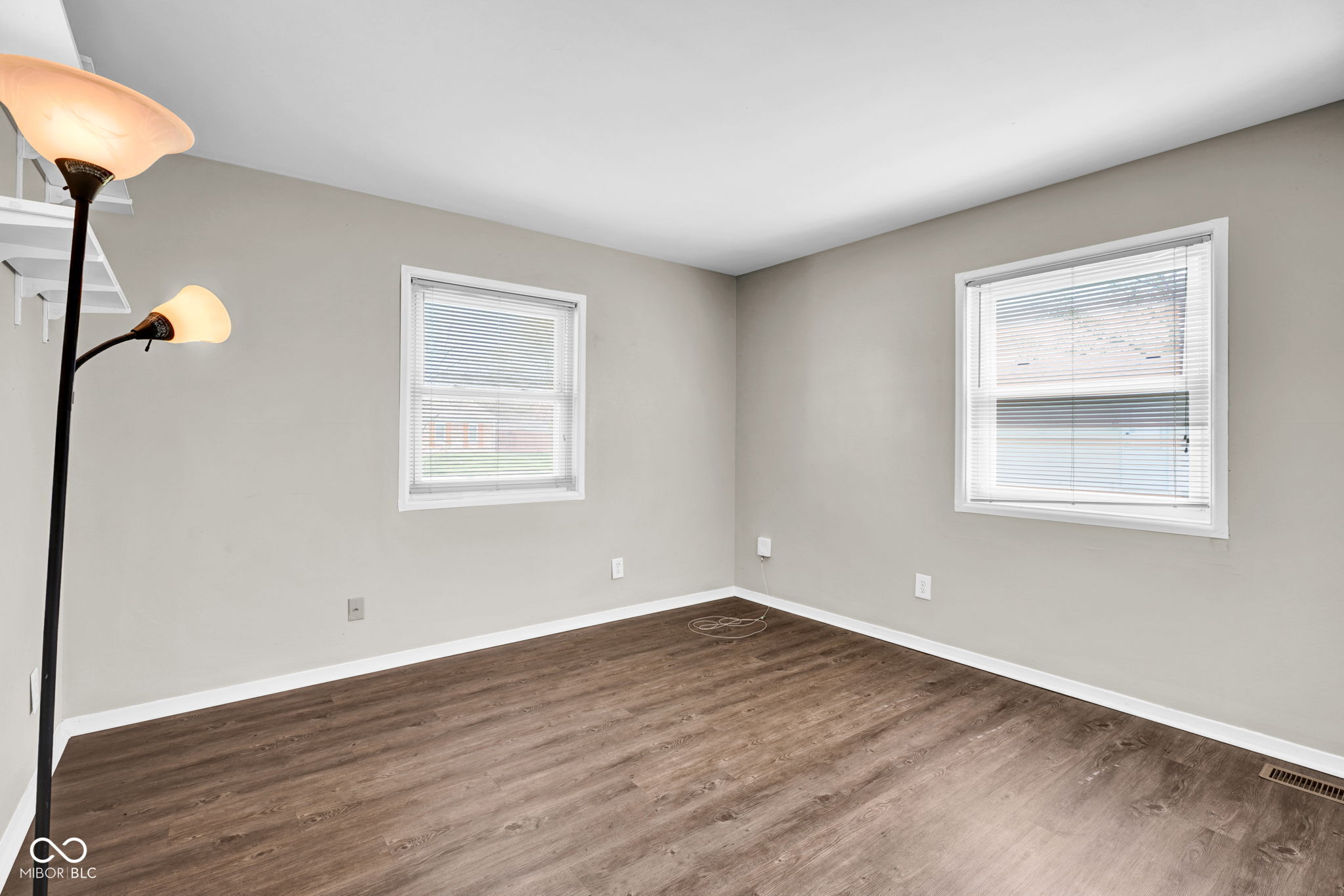 2742 Desoto Way Columbus, IN 47203 - Photo 24 of 29
