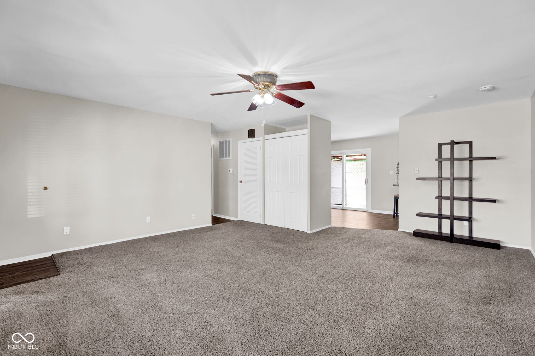 2742 Desoto Way Columbus, IN 47203 - Photo 6 of 29