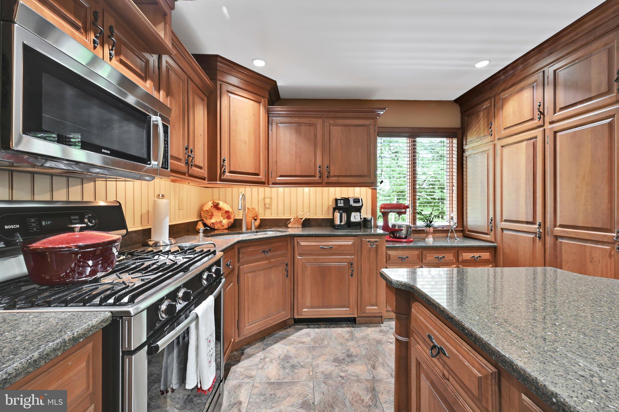 135 Cedar Hill Road Peach Bottom, PA 17563 - Photo 22 of 82 Kitchen
