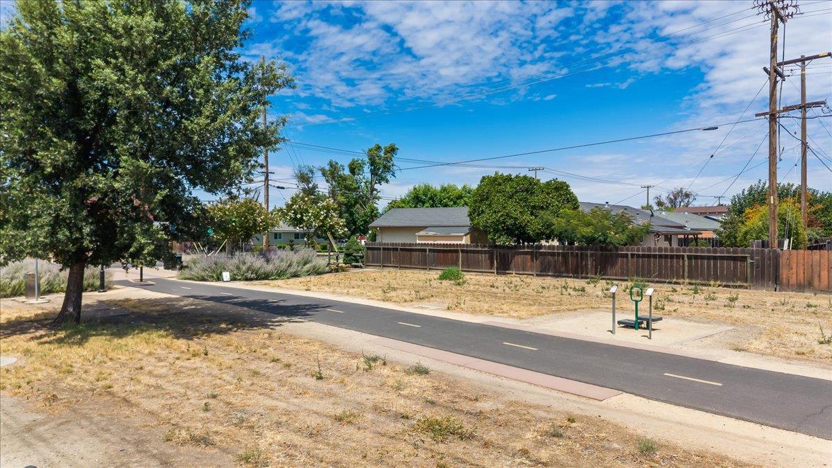720 Woodrow Avenue Modesto, CA 95350 - Photo 48 of 49