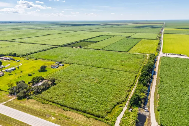 a view of an outdoor space and a lake view