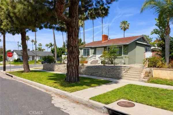 $1,570,000 | 3602 Pine Avenue, Long Beach, CA 90807