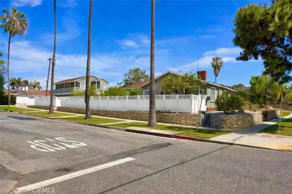 $1,570,000 | 3602 Pine Avenue, Long Beach, CA 90807