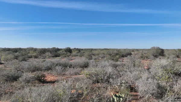 a view of a dry field