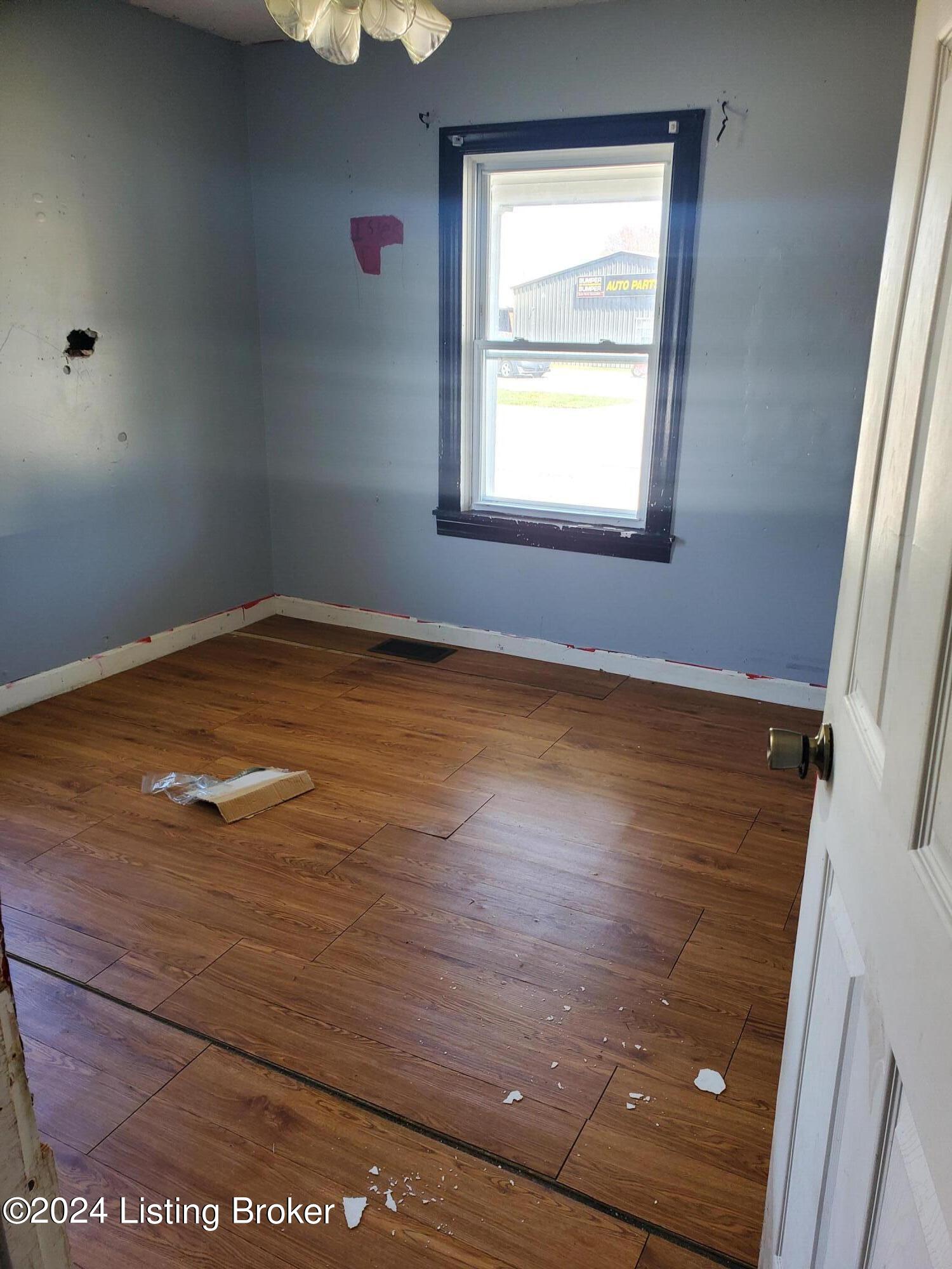 505 North Bardstown Road Mount Washington, KY 40047 - Photo 6 of 10 20240316_143056
