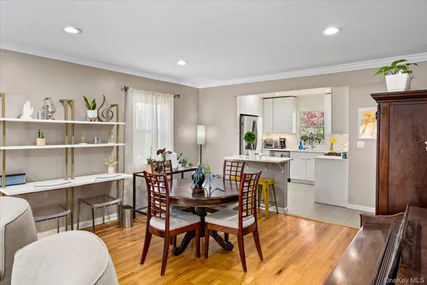 $849,900 | 15 Brookside Lane, Dobbs Ferry, NY 10522