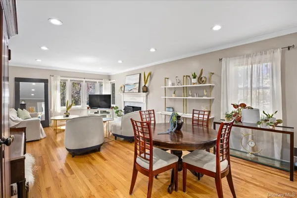 $849,900 | 15 Brookside Lane, Dobbs Ferry, NY 10522