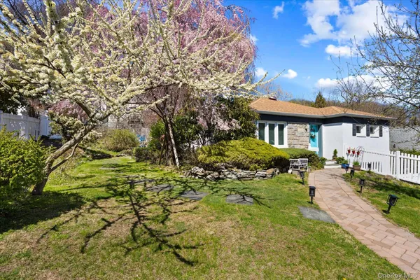 $849,900 | 15 Brookside Lane, Dobbs Ferry, NY 10522