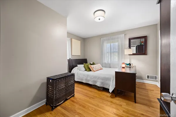 $849,900 | 15 Brookside Lane, Dobbs Ferry, NY 10522