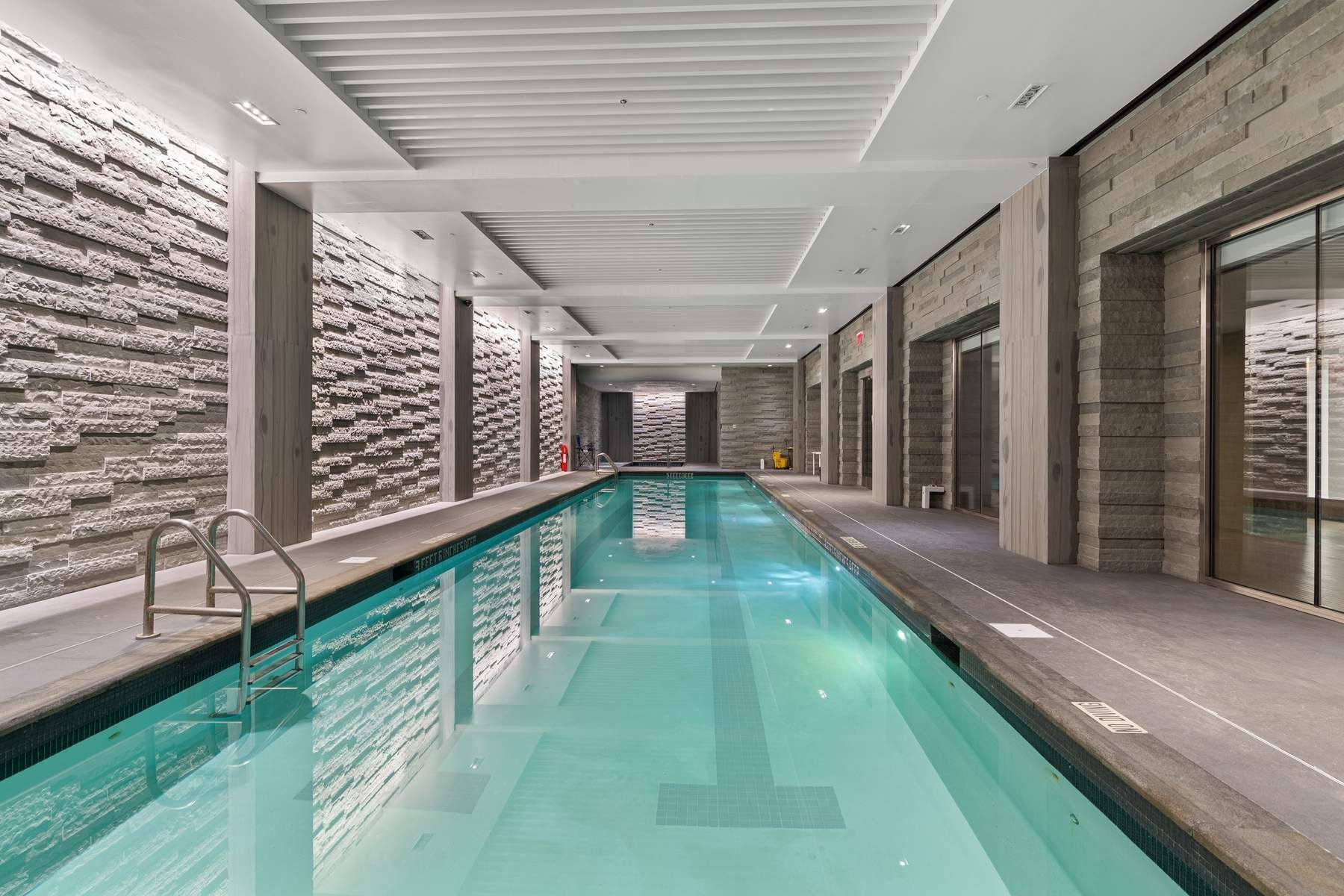 172 Madison Avenue, Unit 8B Manhattan, NY 10016 - Photo 10 of 11 a view of swimming pool