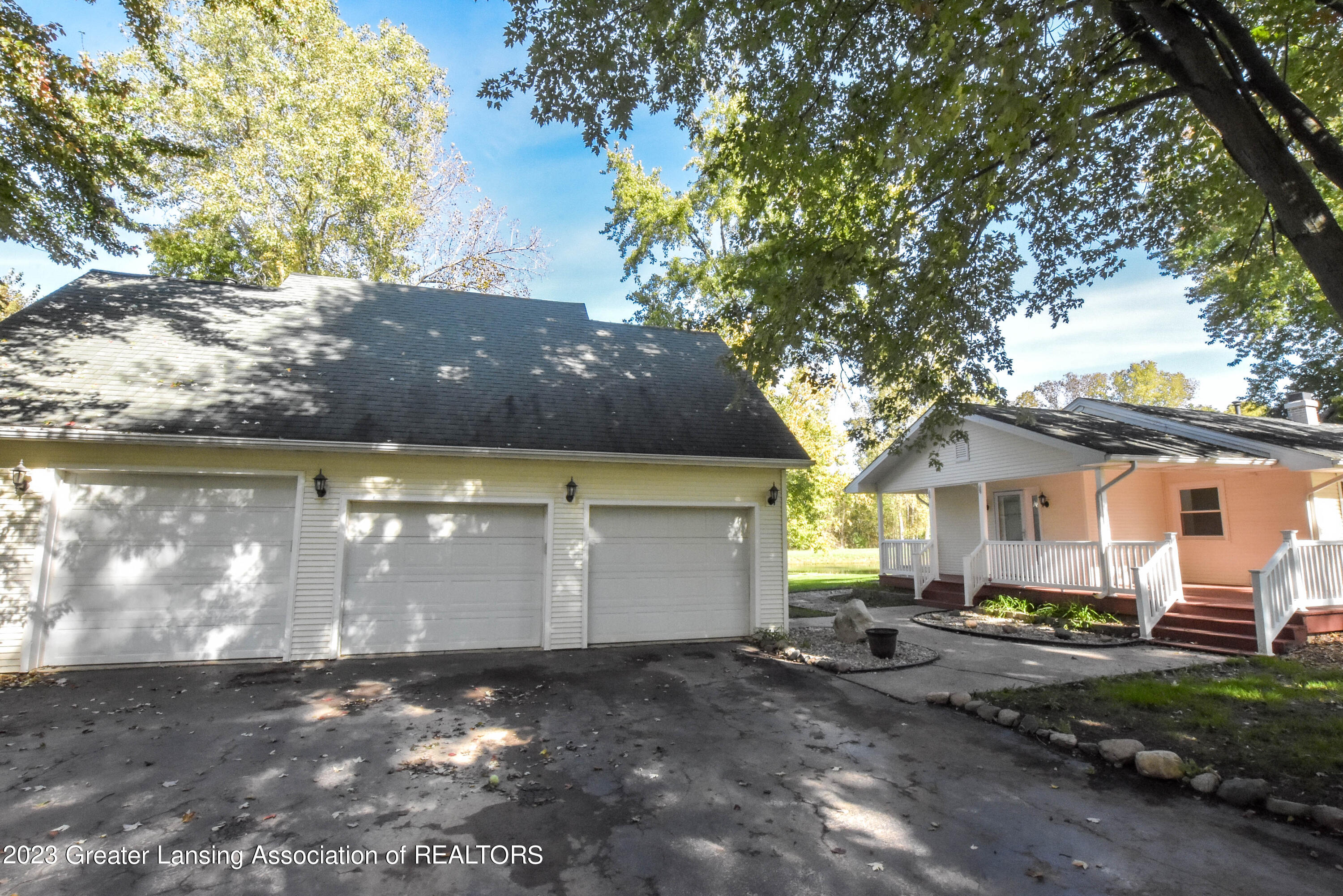 181 East Church Road Morrice, MI 48857 - Photo 2 of 43 DSC_0153
