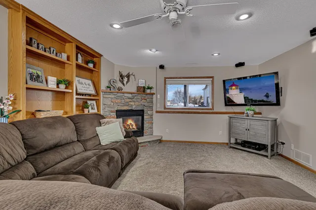 $325,000 | 945 Sundance Court, Sartell, MN 56377