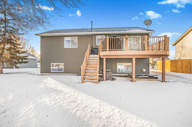 $325,000 | 945 Sundance Court, Sartell, MN 56377