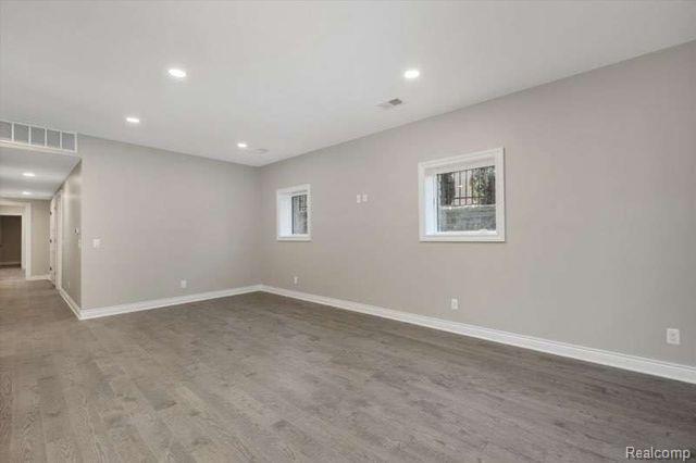 1217 North Main Street Rochester, MI 48307 - Photo 3 of 15