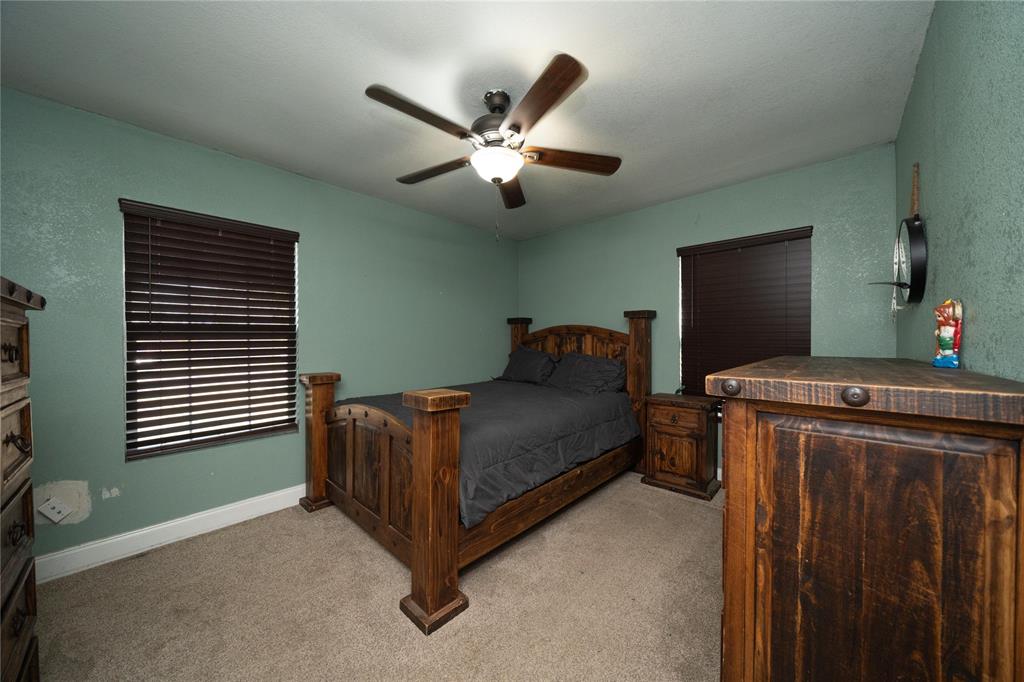 913 Russell Road Everman, TX 76140 - Photo 16 of 28