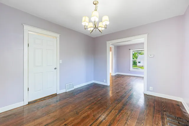 $189,000 | 914 Jasper Street, Joliet, IL 60436