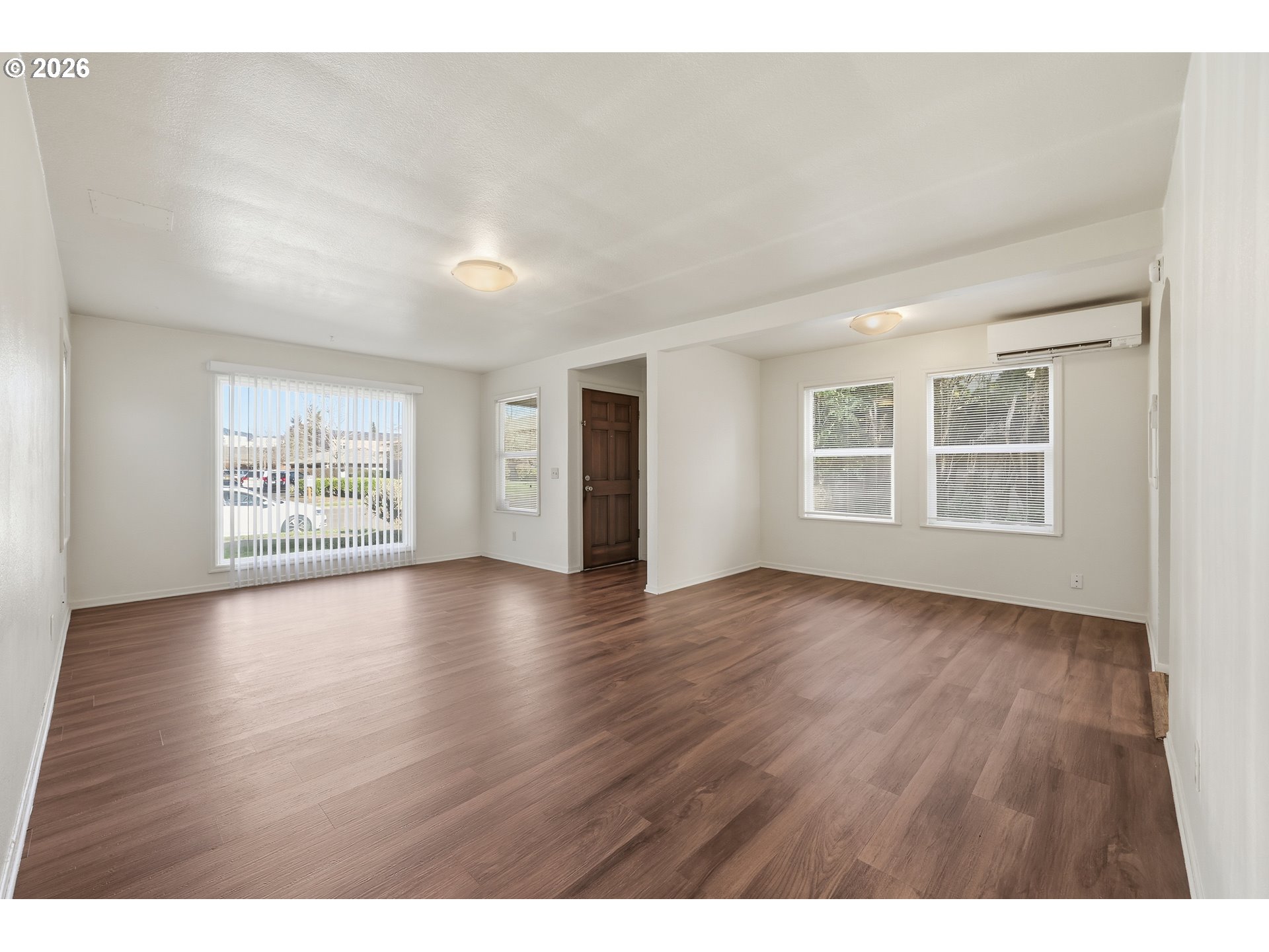 1501 E Street Springfield, OR 97477 - Photo 6 of 36