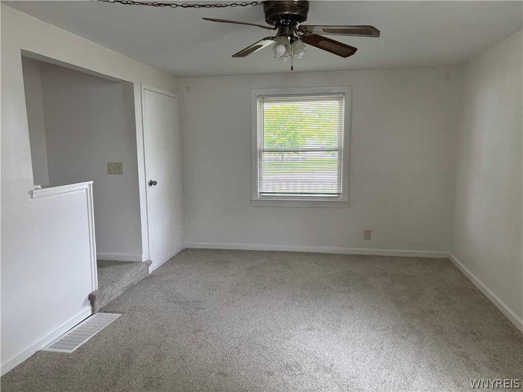54 Carl Road Grand Island, NY 14072 - Photo 5 of 14