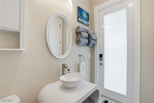 $969,900 | 1716 Northwest 34th Avenue, Cape Coral, FL 33993