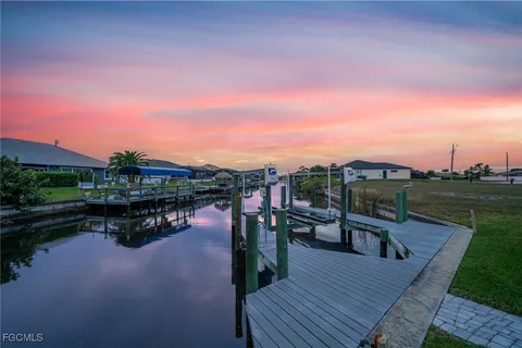 $999,900 | 1716 Northwest 34th Avenue, Cape Coral, FL 33993