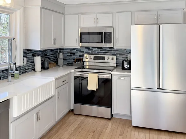 $649,000 | 89 Narrow Lane, Charlestown, RI 02813