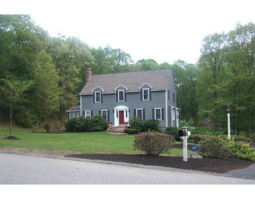 5 Stearns Road Upton, MA 01568 - Photo 1 of 7 Gallery Image 1