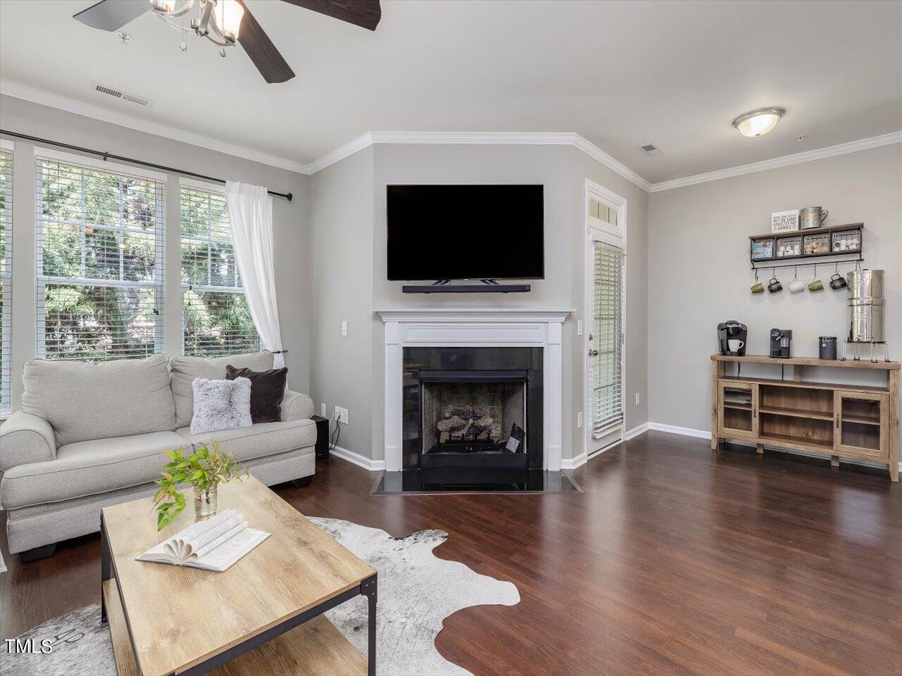 4607 Springerly Lane Raleigh, NC 27612 - Photo 15 of 68 15-Living Room