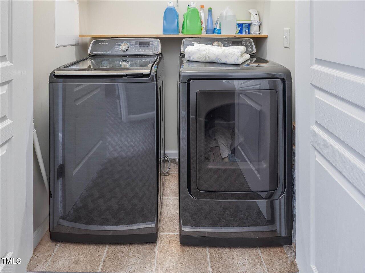 4607 Springerly Lane Raleigh, NC 27612 - Photo 49 of 68 49-Laundry