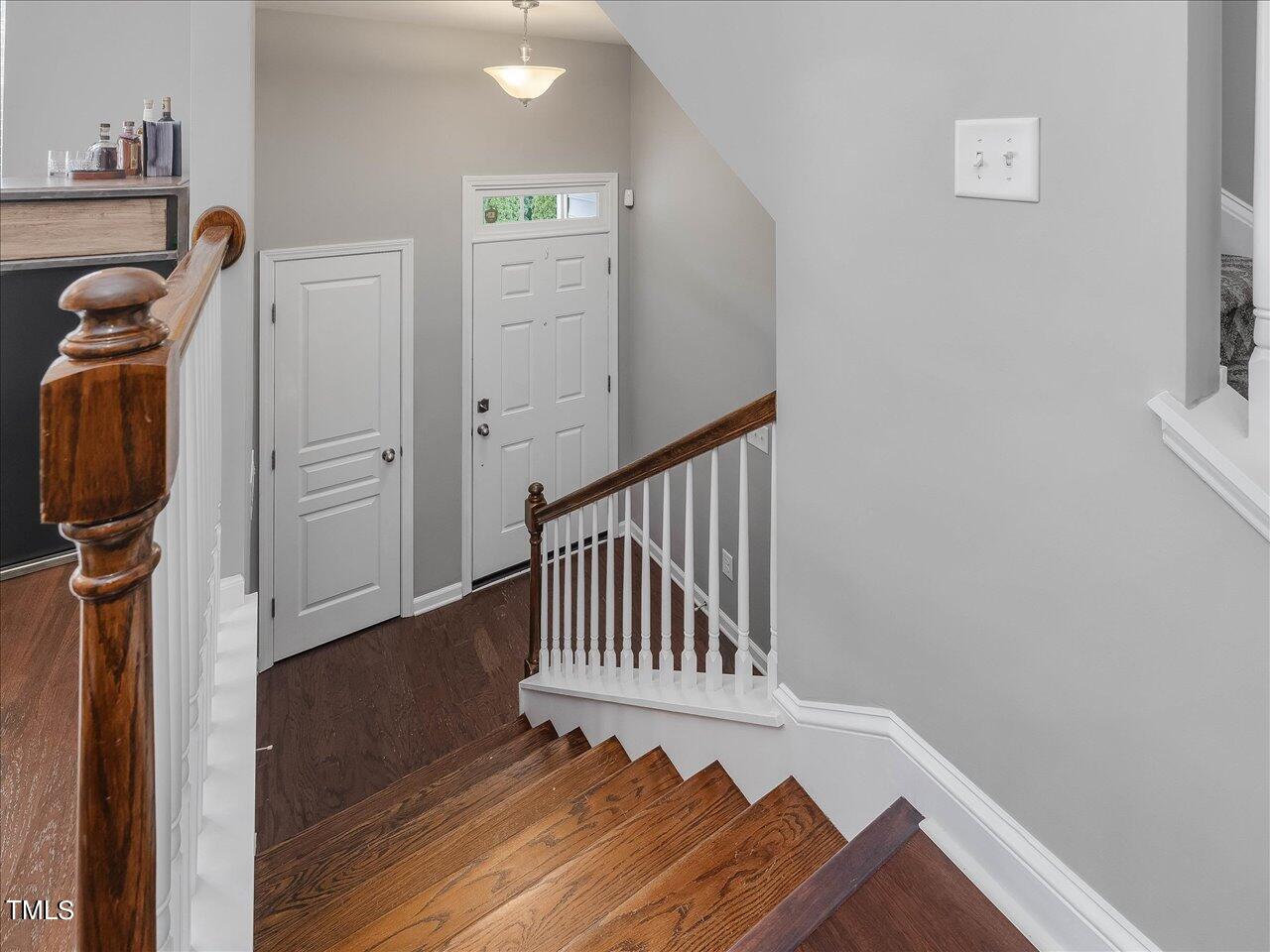 4607 Springerly Lane Raleigh, NC 27612 - Photo 9 of 68 09-Foyer