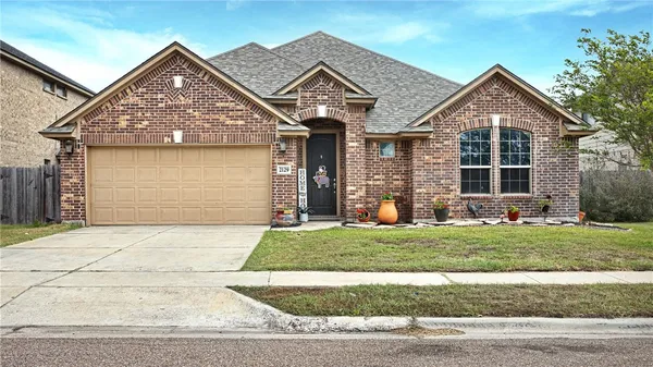 $420,000 | 2129 Escondido Street, Portland, TX 78374