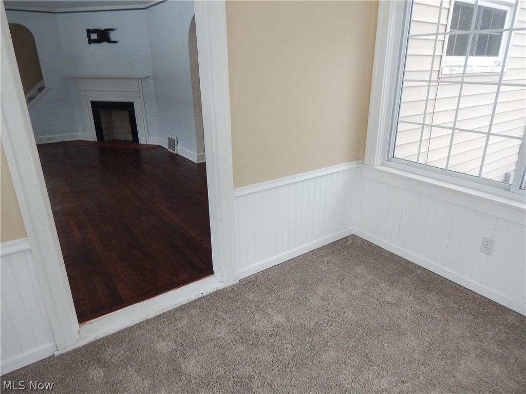 5139 Edenhurst Road Cleveland, OH 44124 - Photo 9 of 21 Gallery Image 9