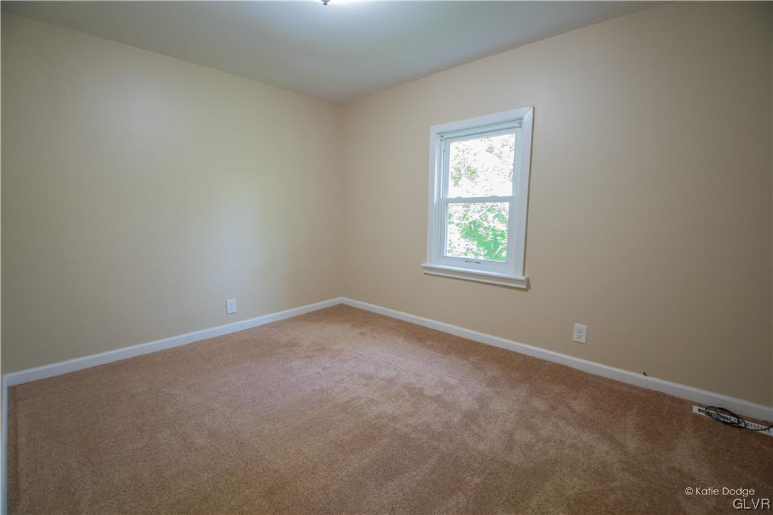 395 Buttermilk Road Easton, PA 18042 - Photo 23 of 41 an empty room with a window