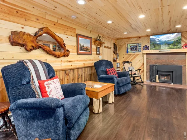 $599,000 | 3154 Riverside Drive, Lyons, CO 80540