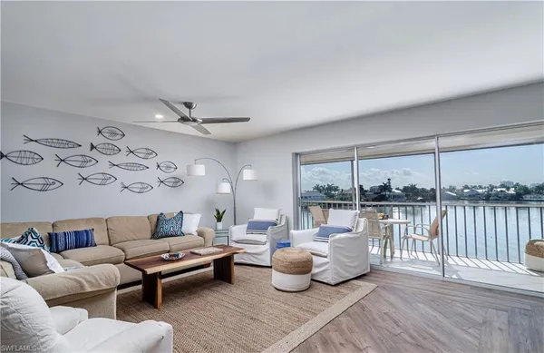 $12,000 | 10682 Gulf Shore Drive, Unit C204, Naples, FL 34108